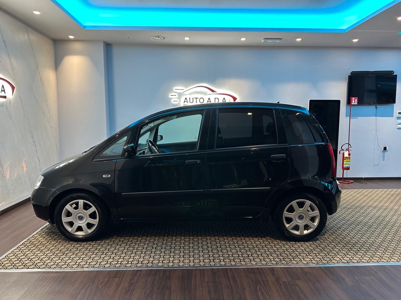 Fiat Idea 1.2 16V BlackLabel