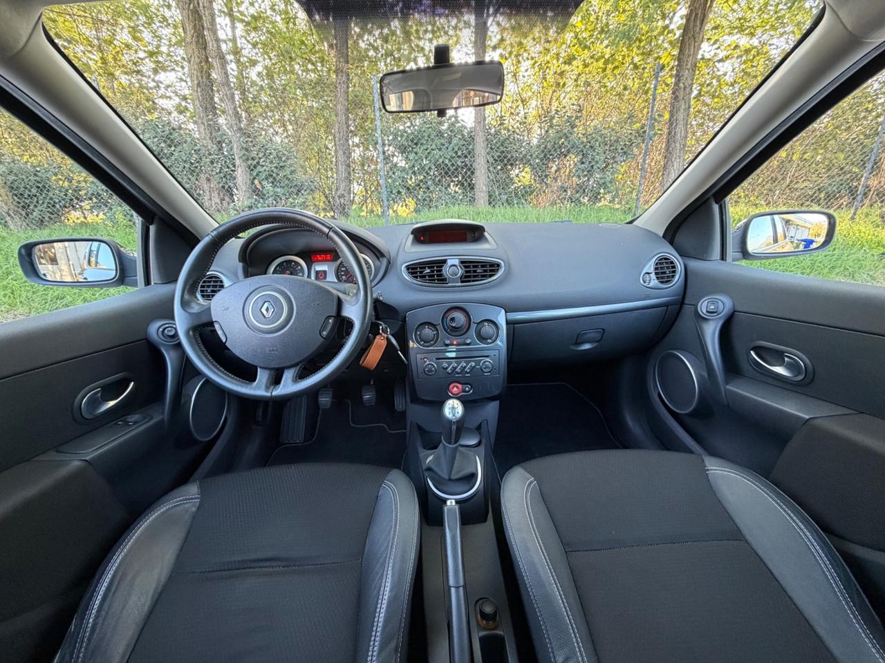 Renault Clio 1.2 16V 5p NEOPATENTATI
