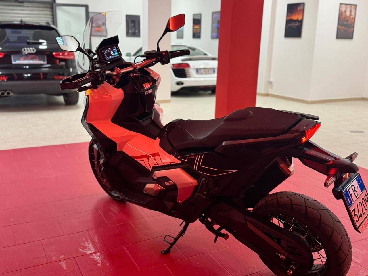 Honda X-ADV 750 Special Edition