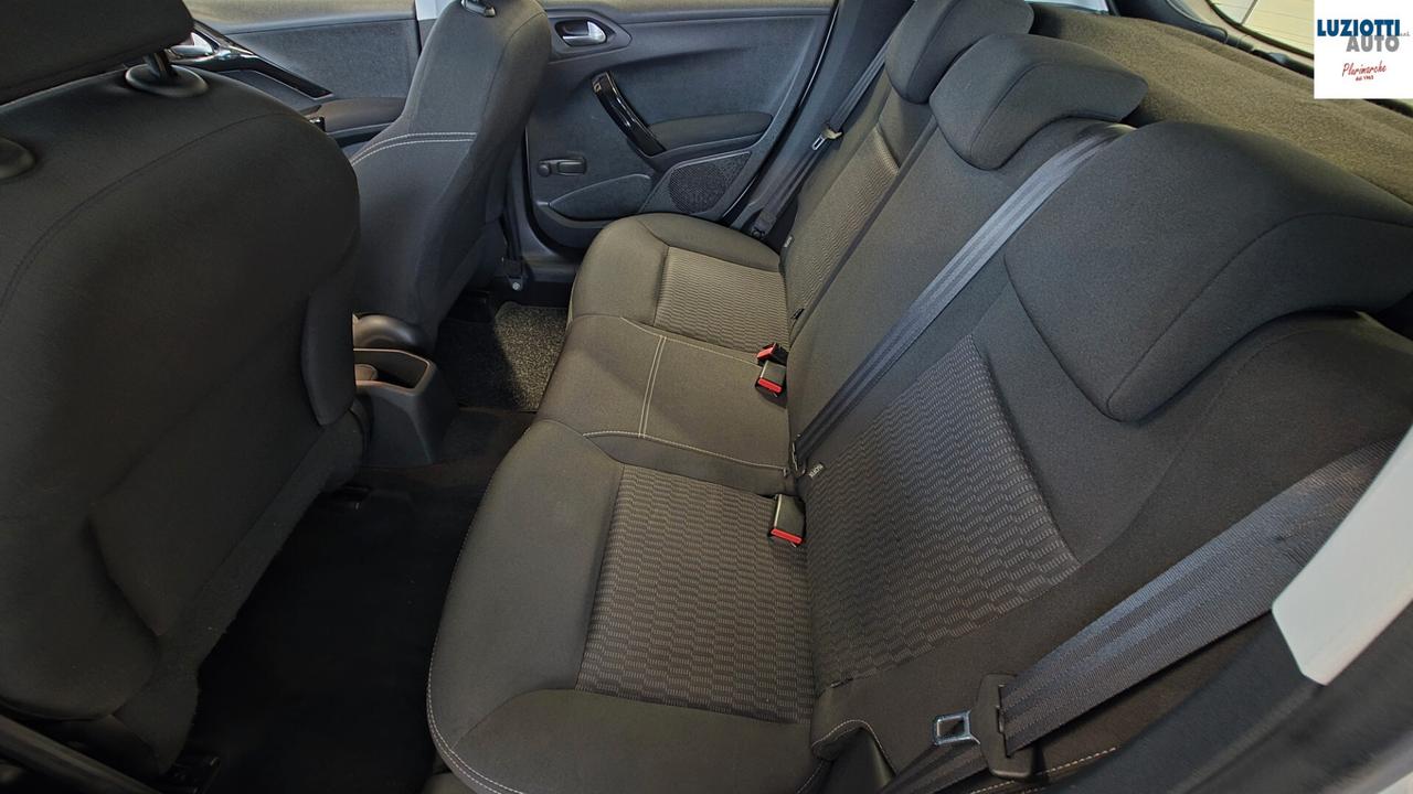 Peugeot 208 1.2 ACTIVE 5P. - MOTORE NUOVO!!!