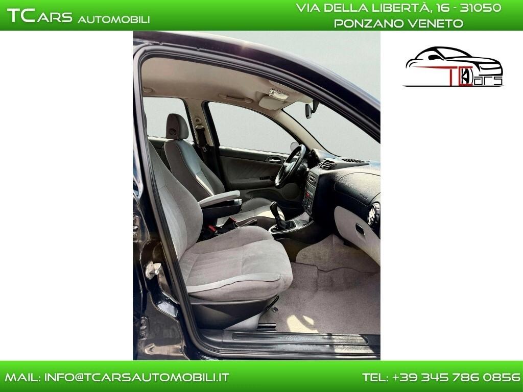 ALFA ROMEO 147 1.6 BENZINA NEOPATENTATI