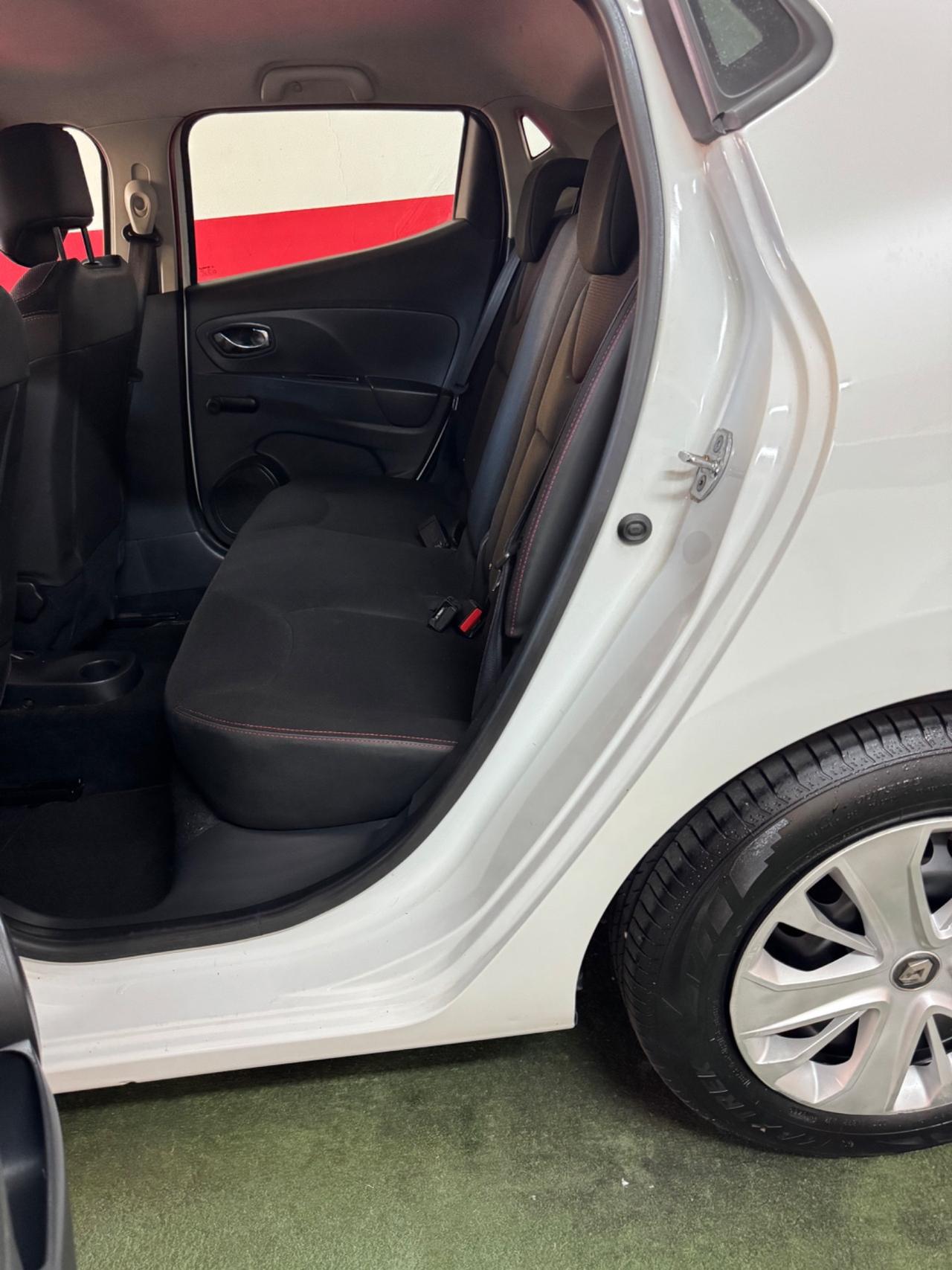Renault Clio 1.2 75CV 5 porte Live UNICO PROPRIETARIO
