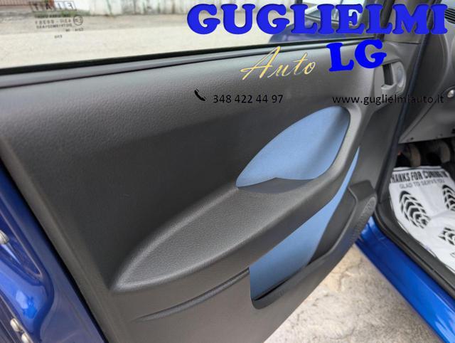 FIAT Panda 1.1 Active TETTO APRIBILE PANORAMICO