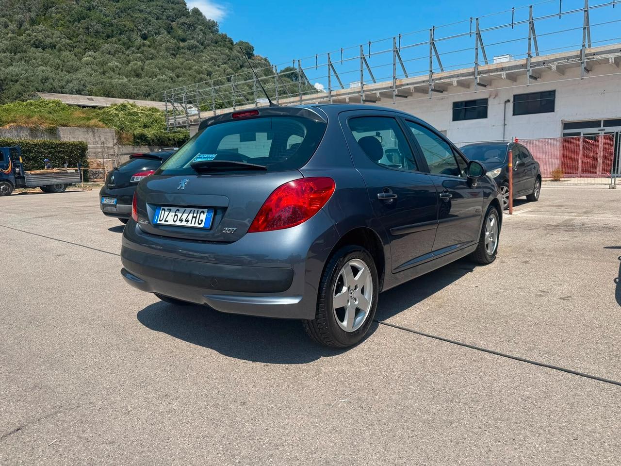 Peugeot 207 1.4 DIESEL XNEOPATENTI 99.000 KM