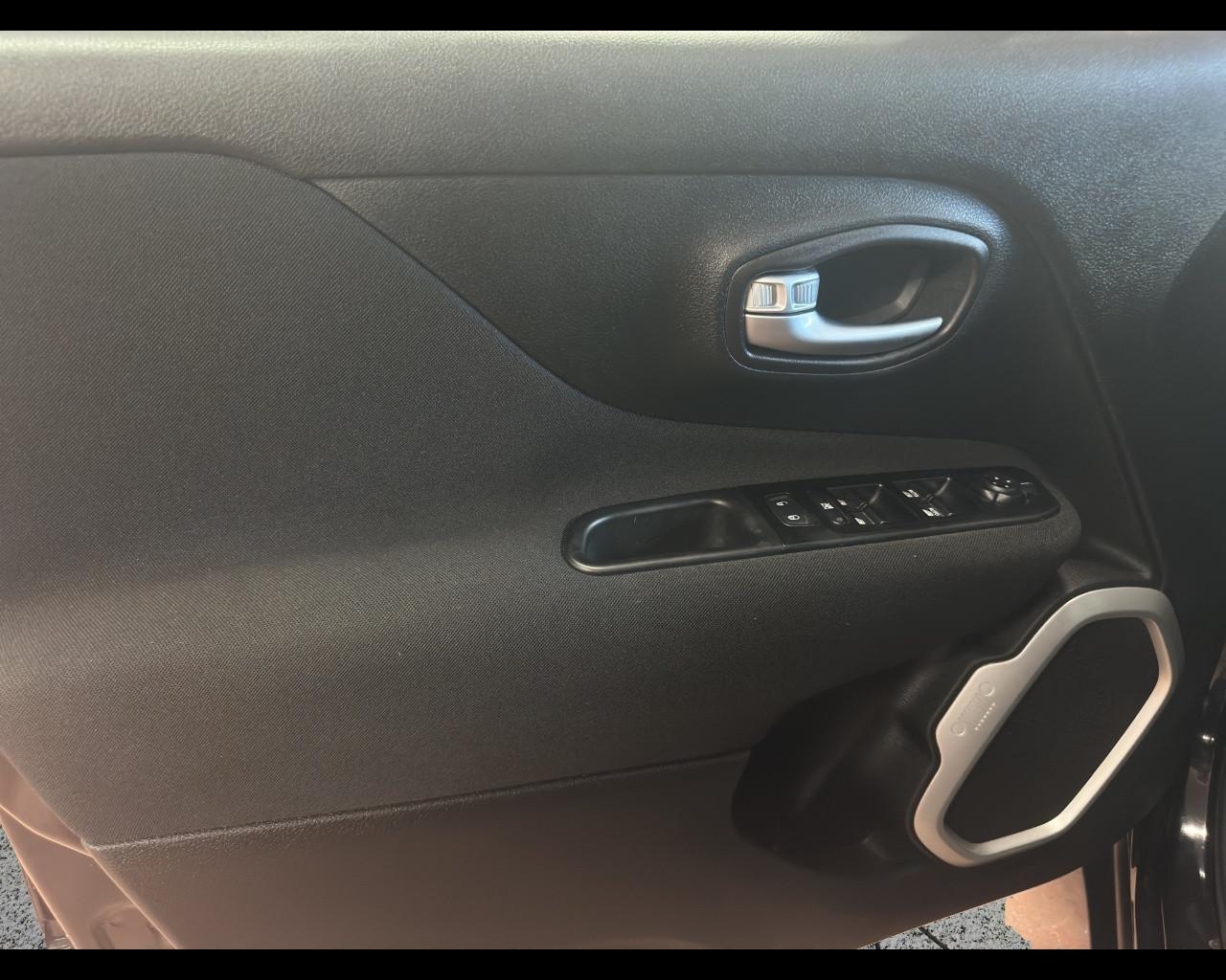 JEEP Renegade - Renegade 1.3 T4 DDCT Limited