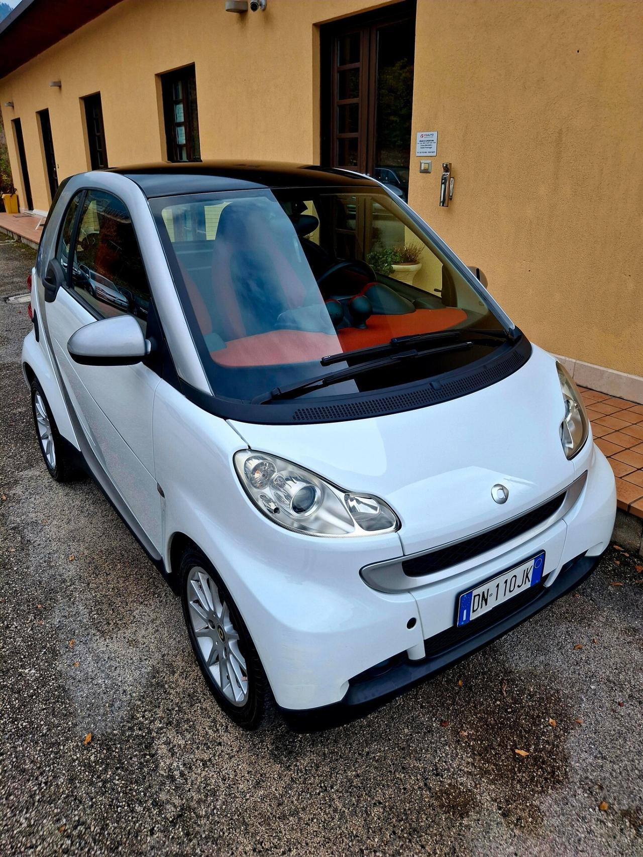 Smart ForTwo 1000 52 kW coupé pure
