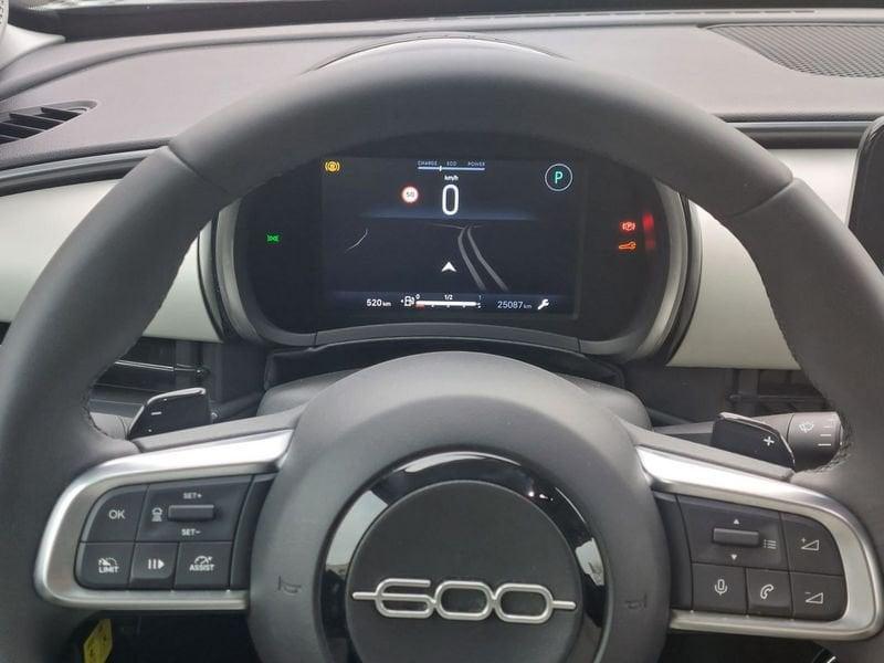 FIAT 600 600 Hybrid 100 CV DCT MHEV La Prima