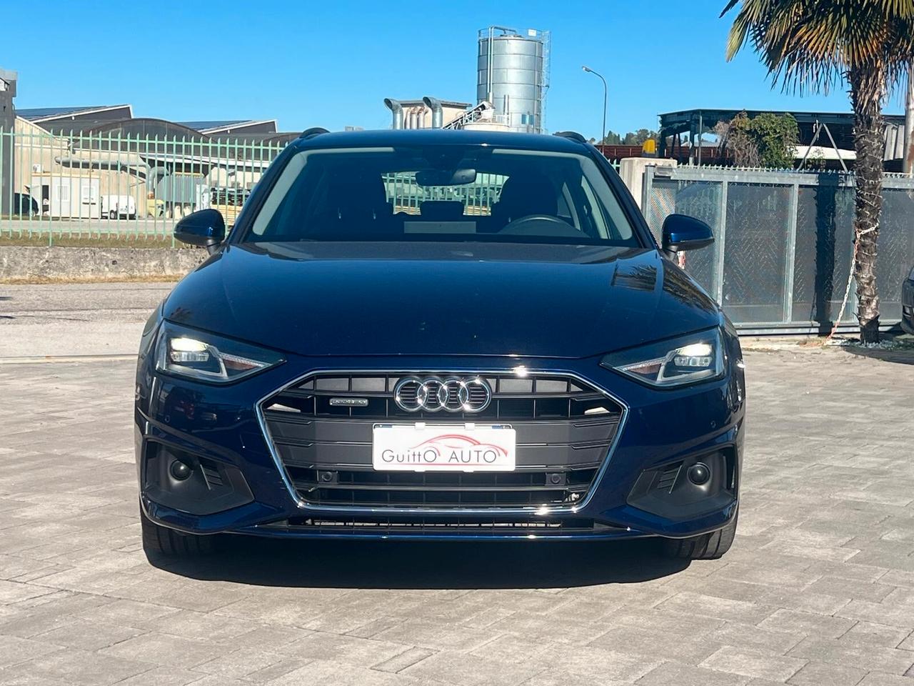 Audi A4 Avant 40 TDI quattro S tronic Business Advanced