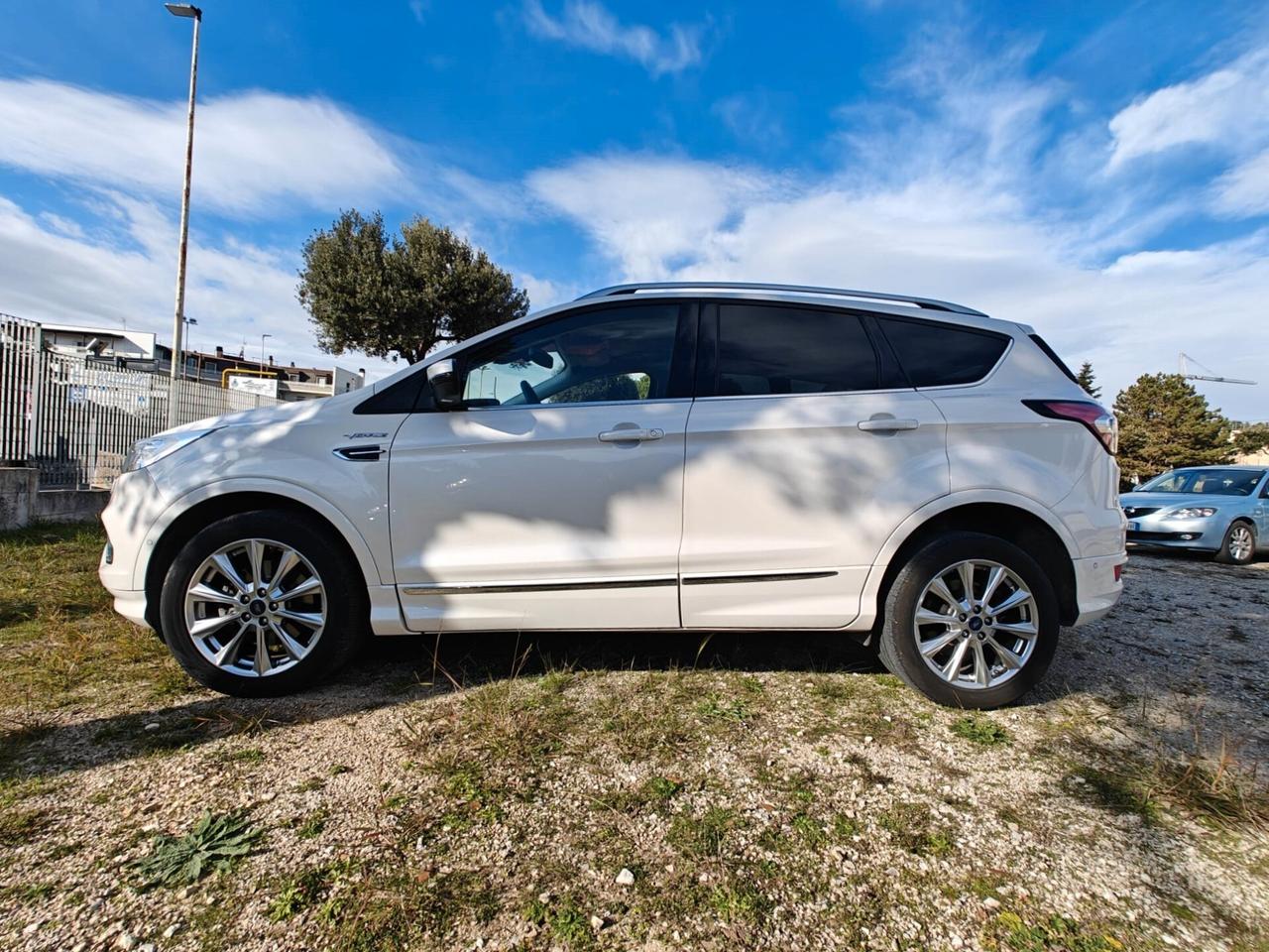 Ford Kuga 2.0 TDCI 180 CV S&S 4WD Vignale