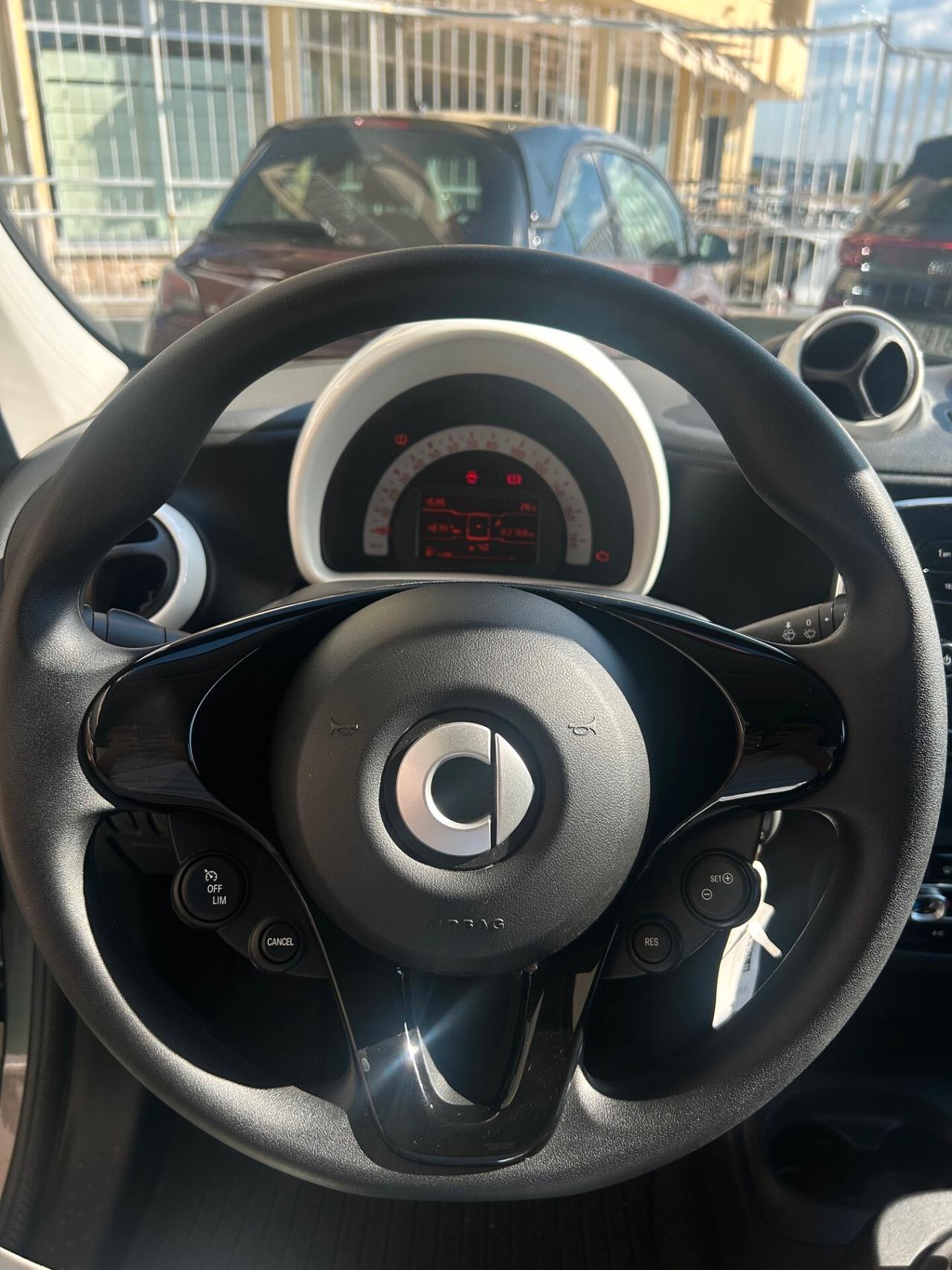 Smart ForFour 70 1.0 Youngster