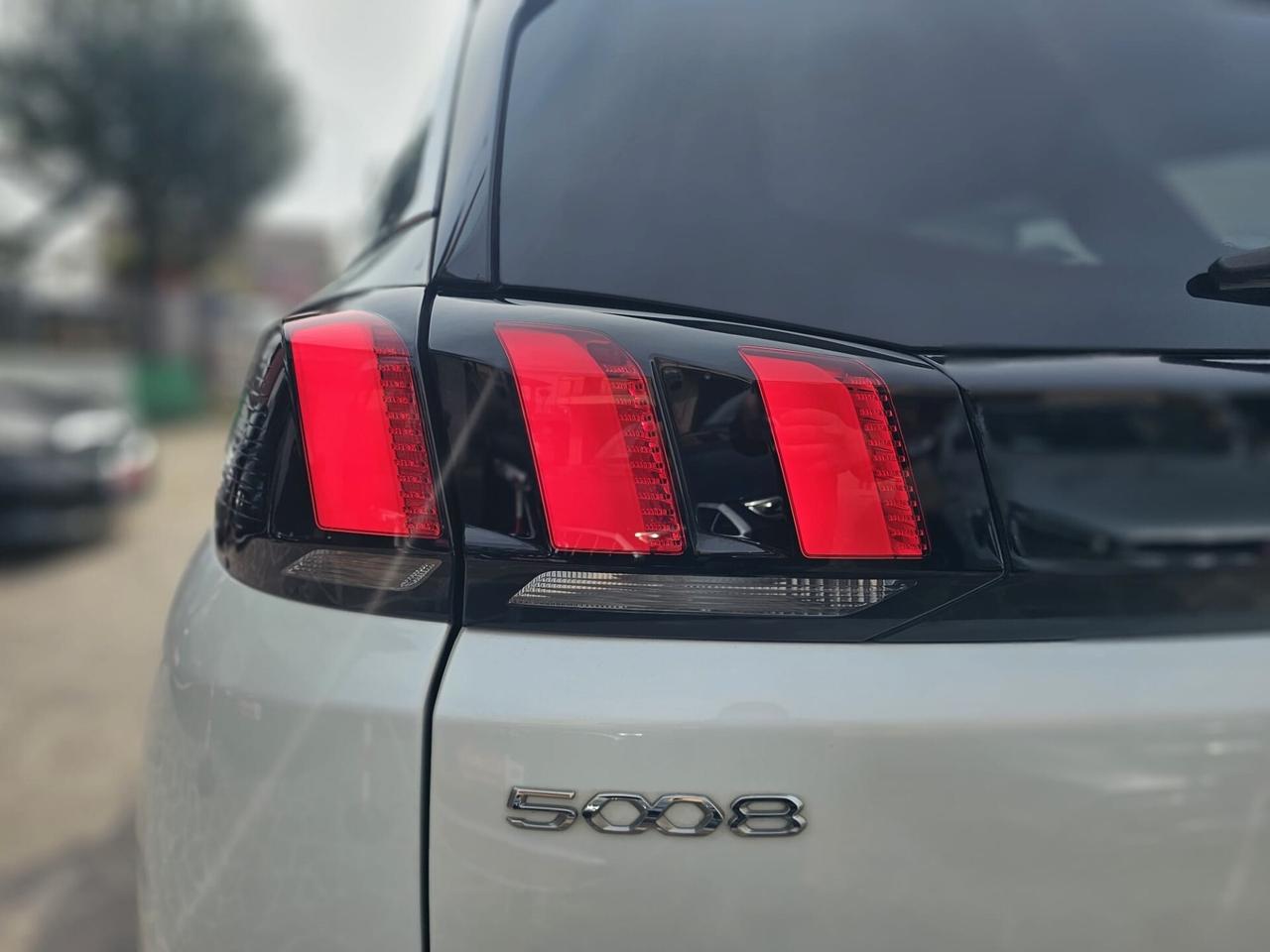 Peugeot 5008 BlueHDi 130 S&S EAT8 Allure Pack