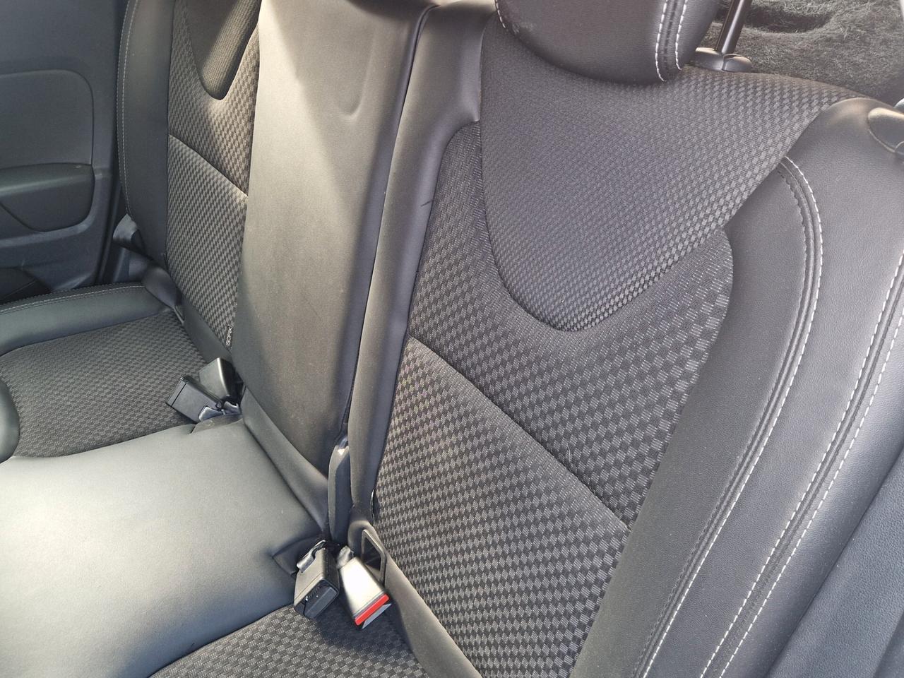 Renault Clio TCe 90cv GPL 5p Moschino Zen