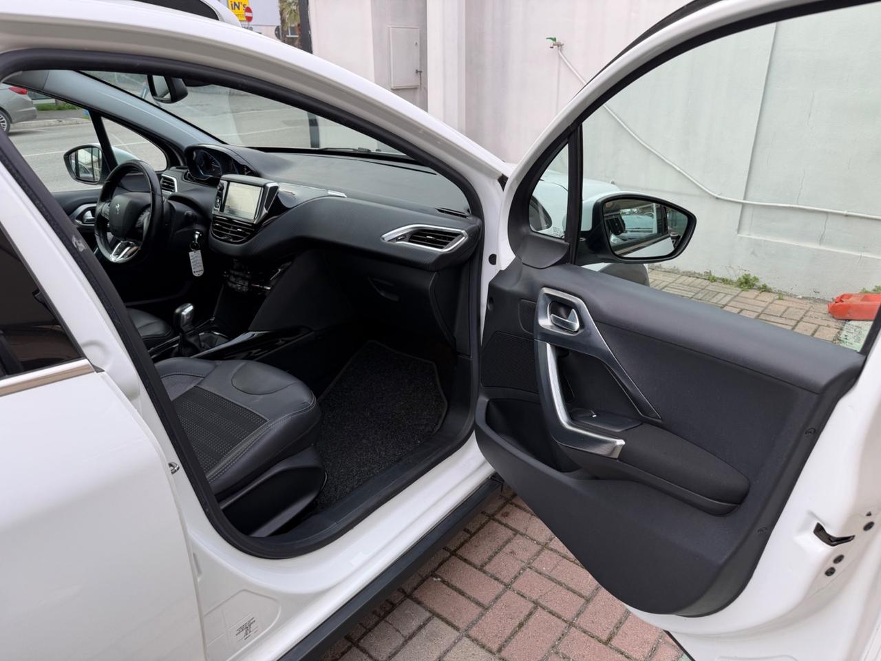 Peugeot 2008 1.6 BlueHDi Allure - GARANZIA