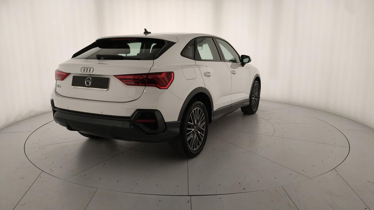 AUDI Q3 I 2019 Sportback - Q3 Sportback 35 2.0 tdi Business Plus s-tronic