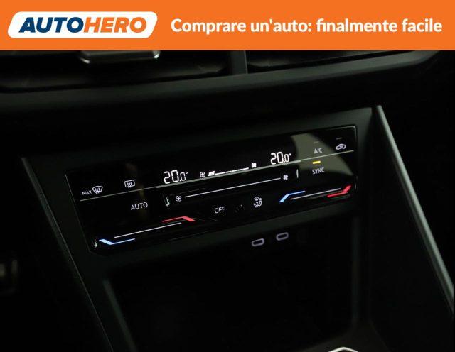 VOLKSWAGEN Taigo 1.0 TSI 110 CV R-Line