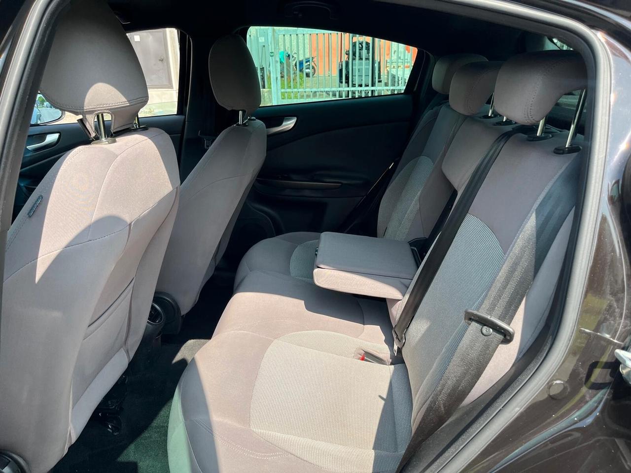 Alfa Romeo Giulietta 1.4 Turbo 120 CV GPL Distinctive