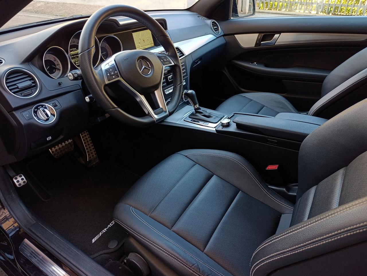 Mercedes-benz C 220 CDI Coupé Avantgarde AMG Edition