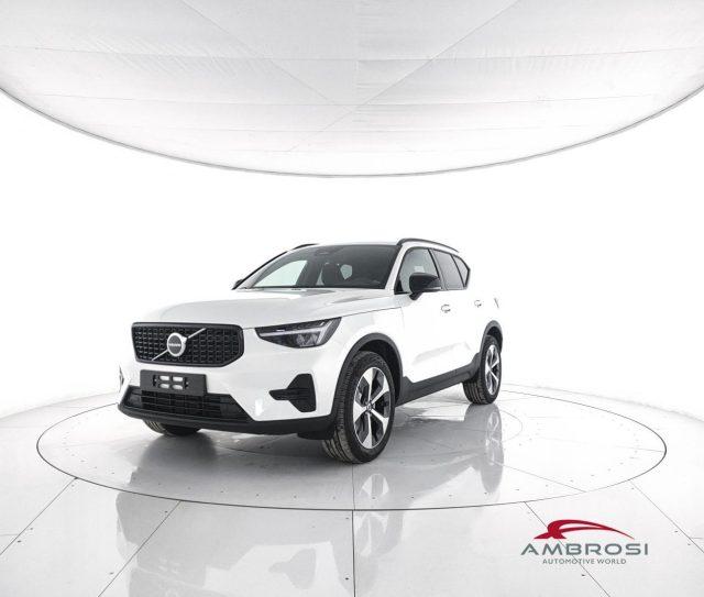 VOLVO XC40 B3 Mild hybrid Benzina Plus Dark