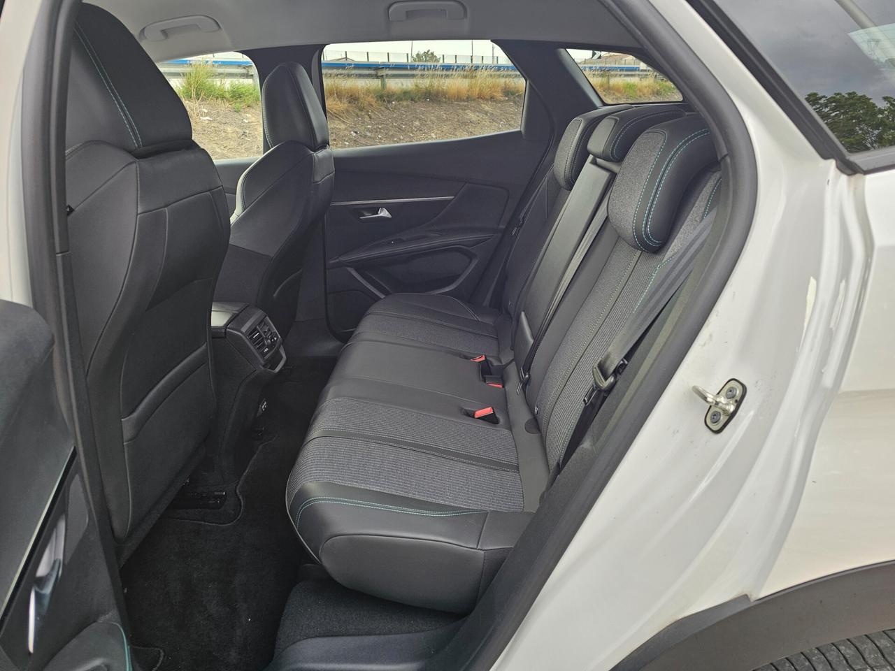 Peugeot 3008 BlueHDi 130 S&S EAT8 Allure Pack