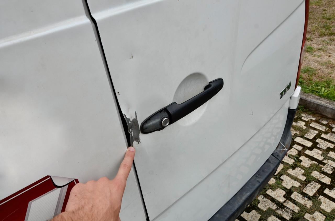 VOLKSWAGEN CRAFTER 2.0 109cv PM-TM 3 POSTI, UNICOPROPRIETARIO, BLUETOOTH, A/C