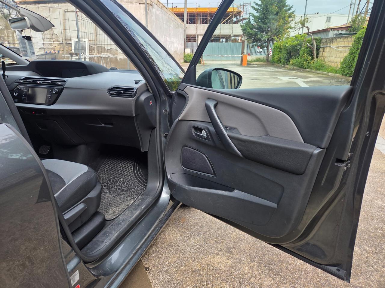 Citroen Grand C4 Picasso BlueHDi 120 S&S EAT6 Exclusive