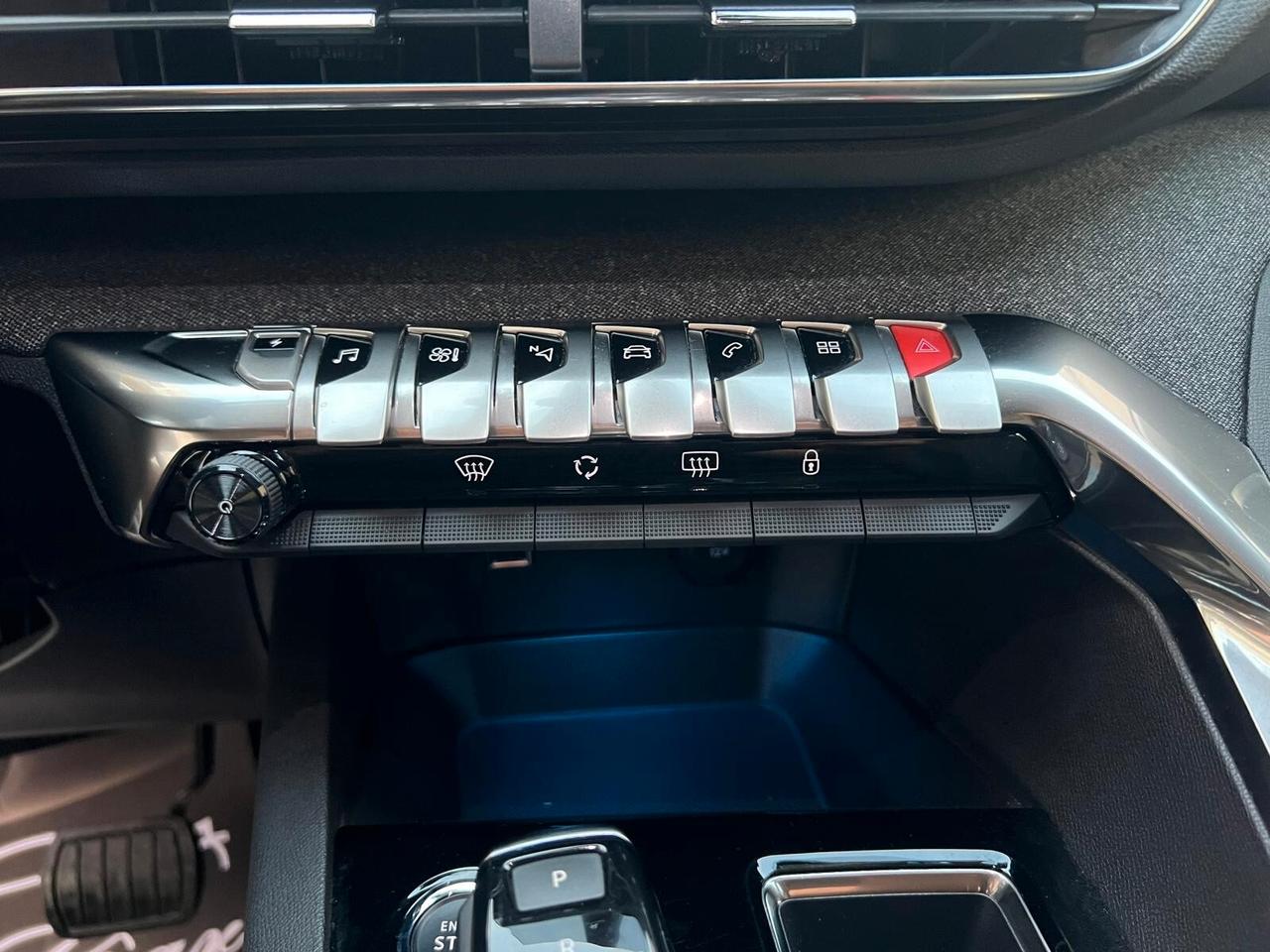 PEUGEOT 3008 ALLURE 1.6 HYBRID PHEV 181CV PELLE NAVI CAM ANNO 2022