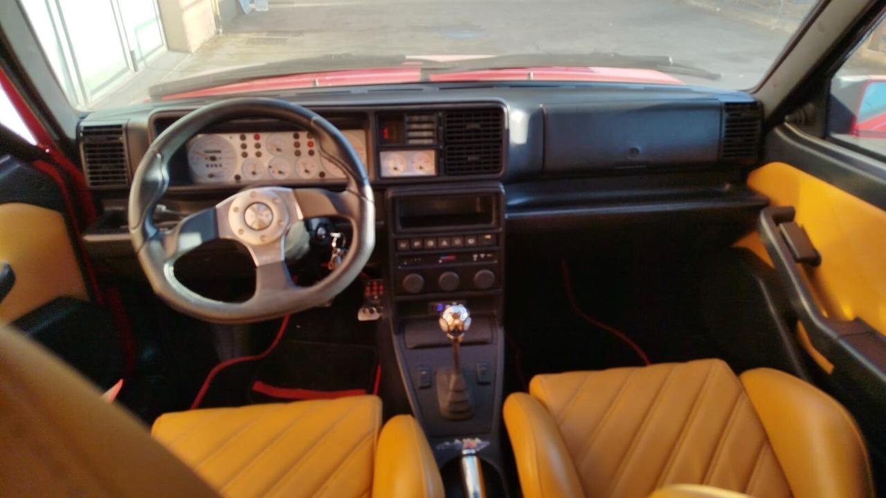 Lancia Delta 2.0i.e. turbo 16V HF integrale