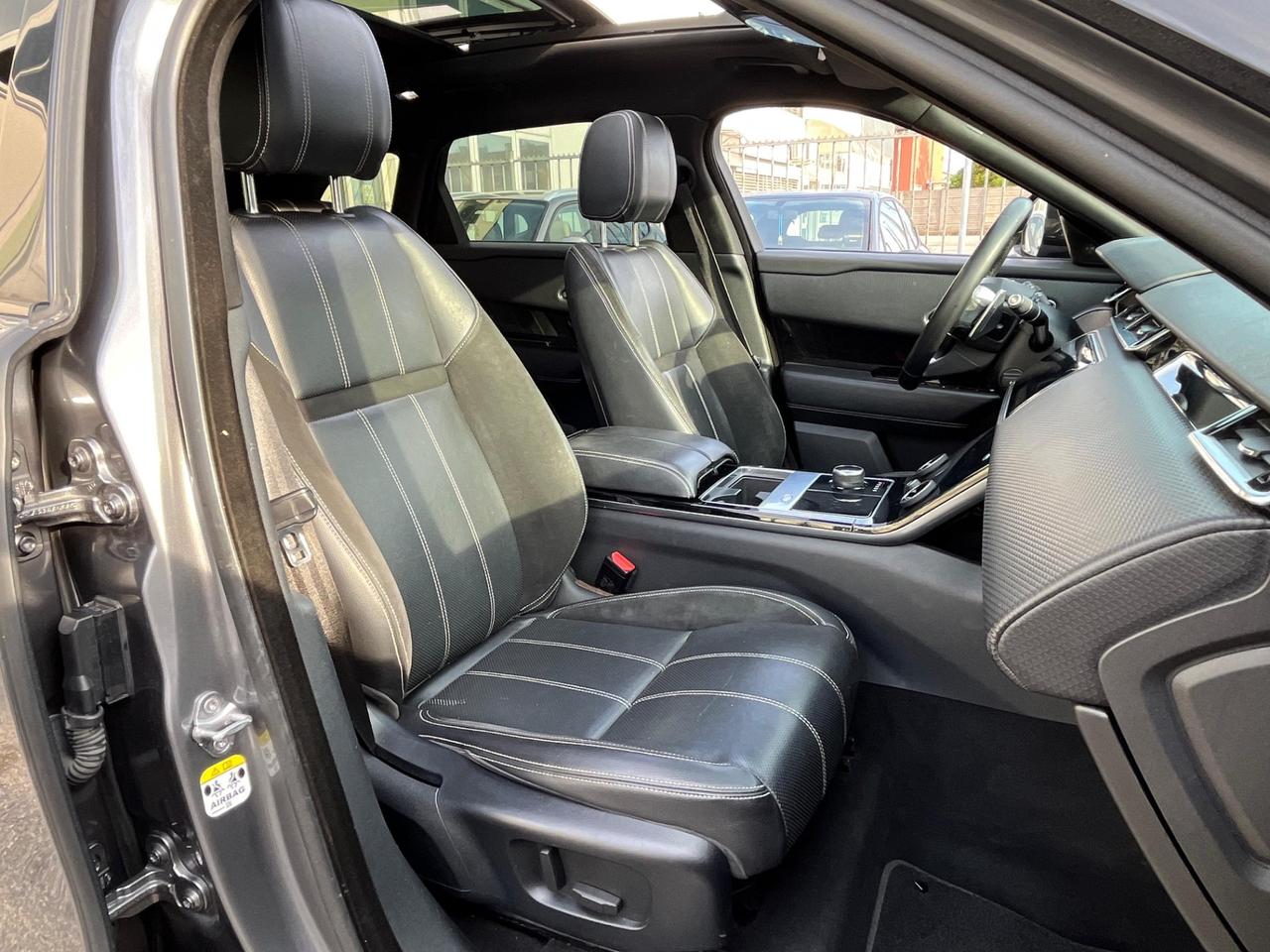 Land Rover Range Velar 2.0D I4 240 CV R-Dynamic