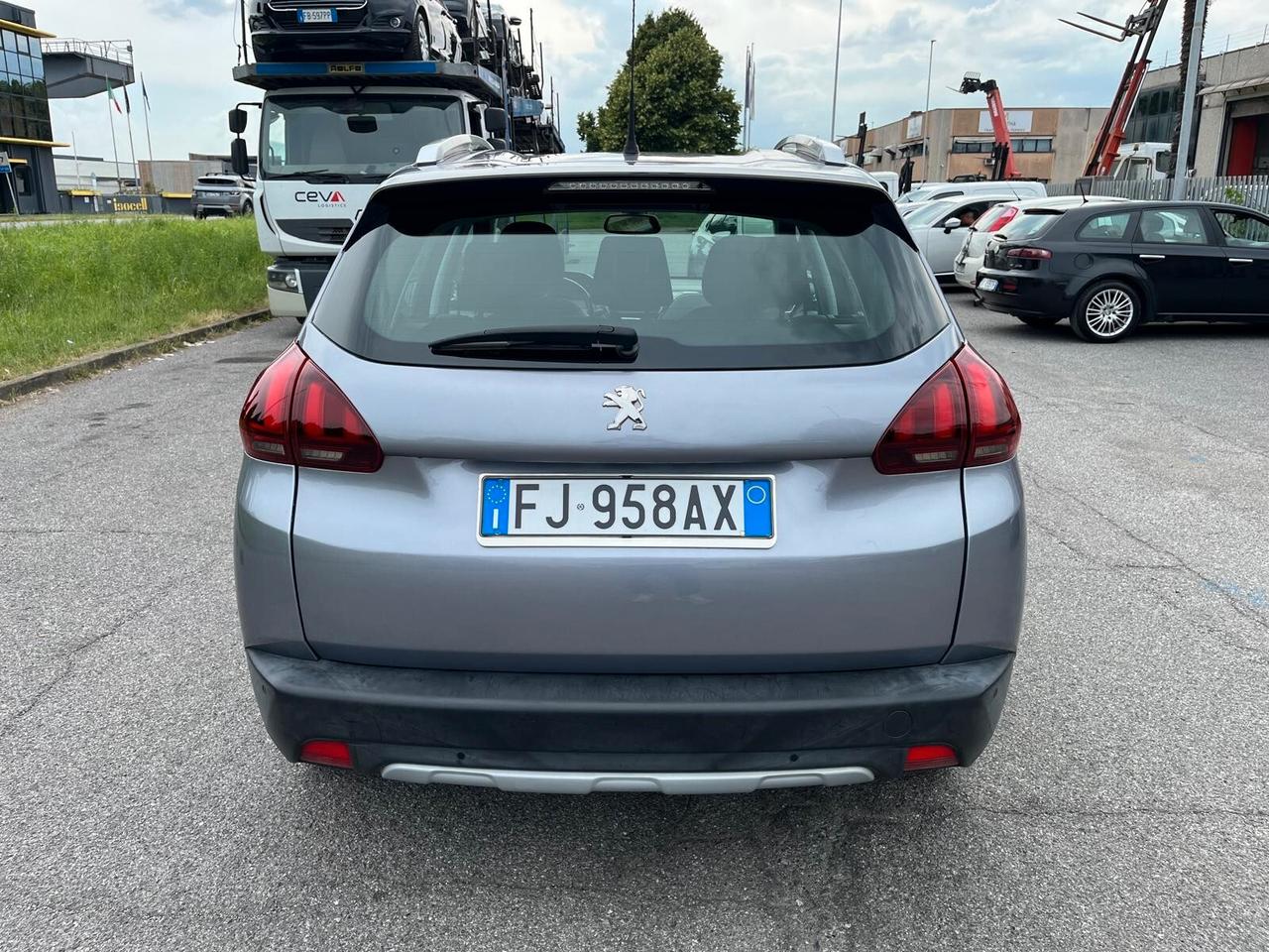 Peugeot 2008 BlueHDi 100 Allure