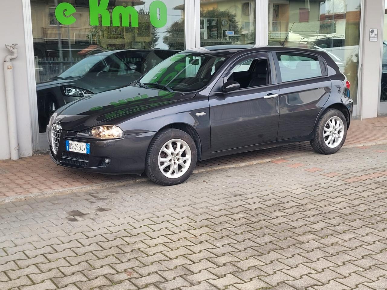 Alfa Romeo 147 1.6 16V TS (105) 5 porte Progression GPL