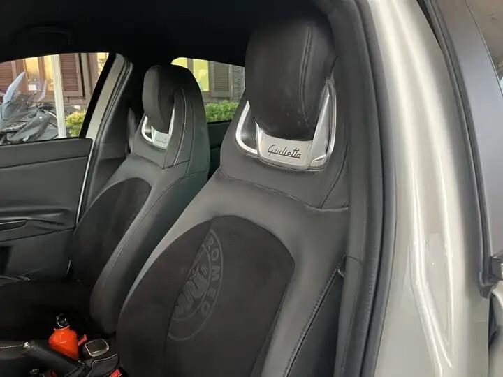 Alfa Romeo Giulietta 1750 Turbo TCT Quadrifoglio Verde