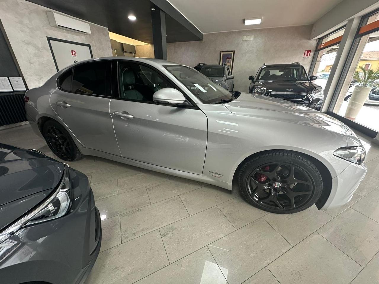 Alfa Romeo Giulia Executive 2.2 #6808