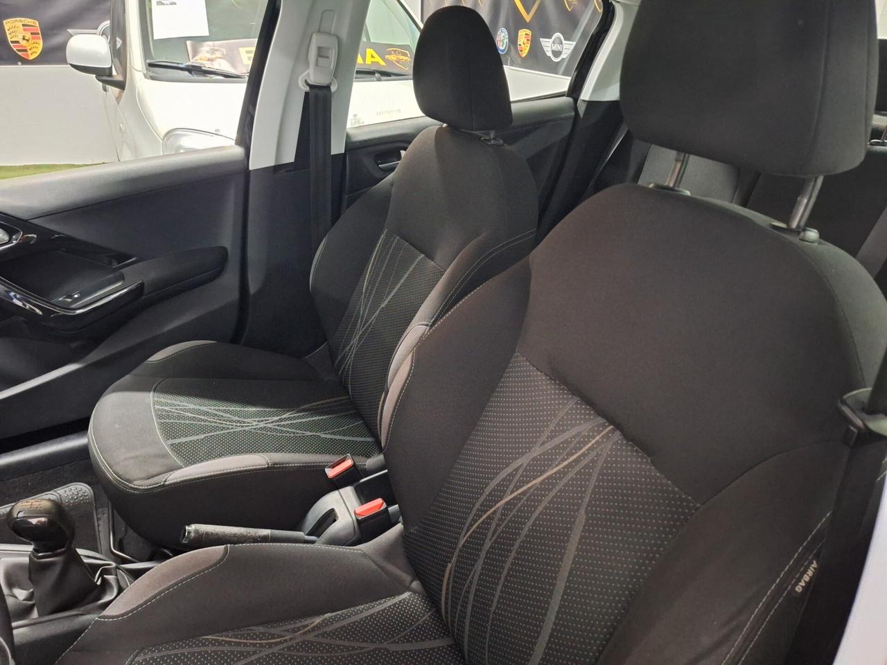 Peugeot 208 1.2 VTi 82 CV 5 porte Allure