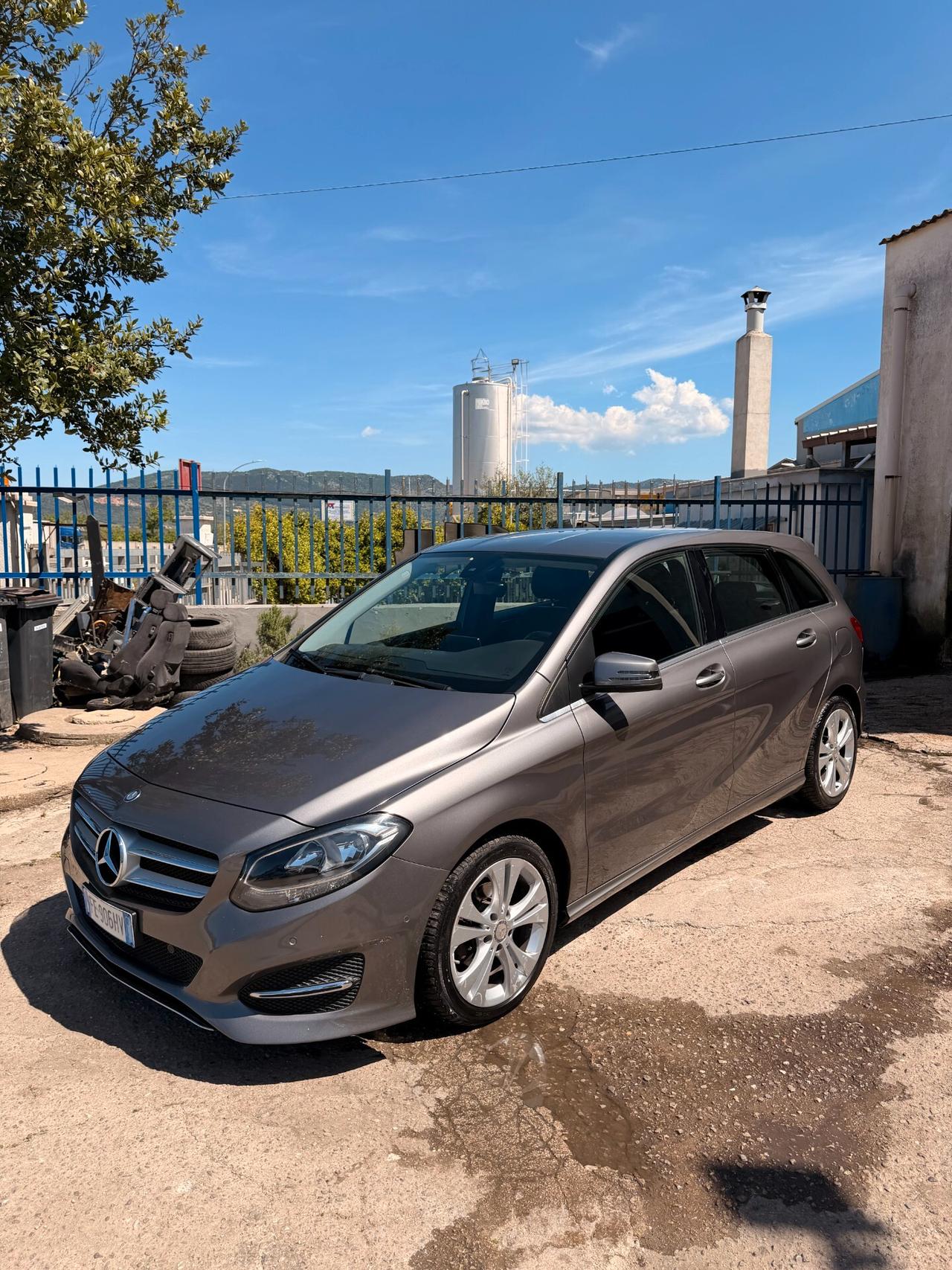 Mercedes-benz B 180 D AUTOMATIC EXECUTIVE 2017