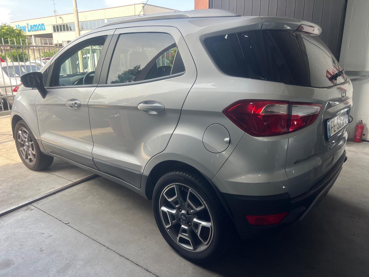 Ford EcoSport 1.5 110 CV Powershift Business