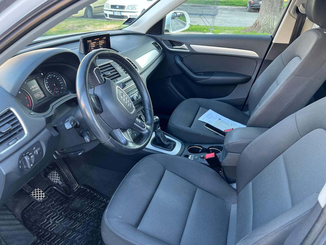 Audi Q3 2.0 TDI #9611