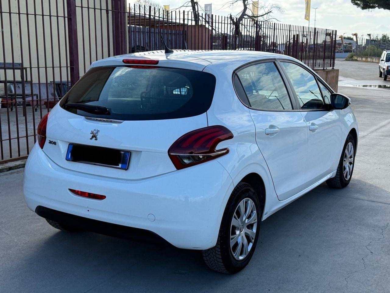 Peugeot 208 BlueHDi 100 S&S 5p. Mix