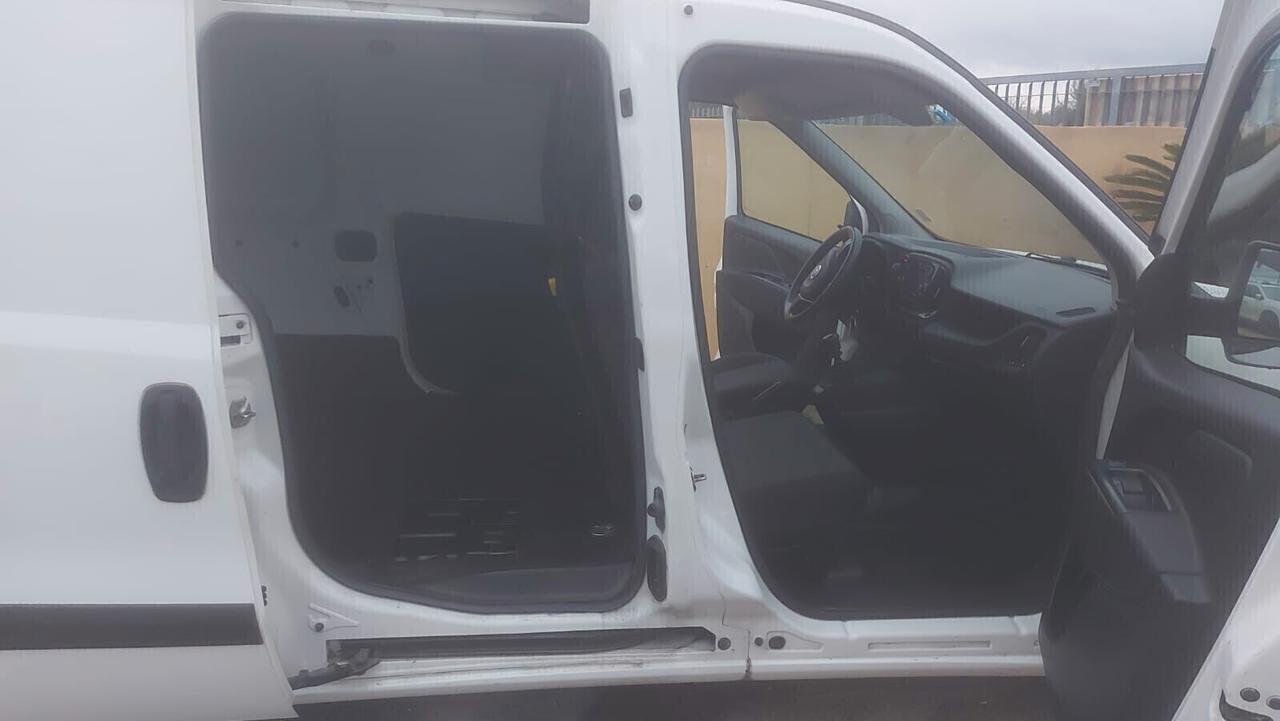 Fiat Doblo Furgonato Maxi 3 posti