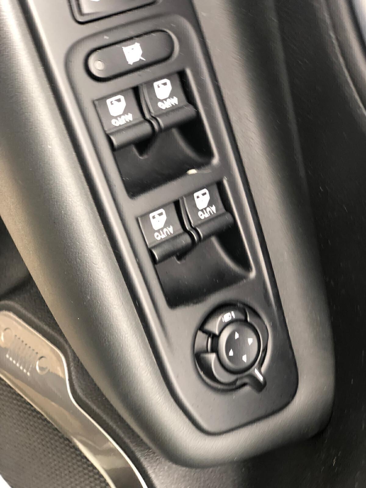 Jeep Renegade 1.6 Mjt 130 CV Limited FARI LED