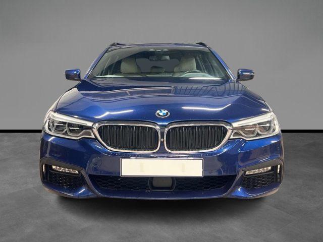 BMW 530 d xDrive 249CV Touring Luxury