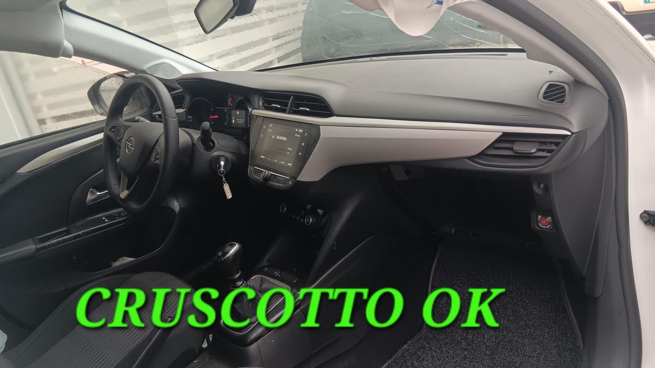 Opel Corsa incidentata sinistrata mondialcars 023
