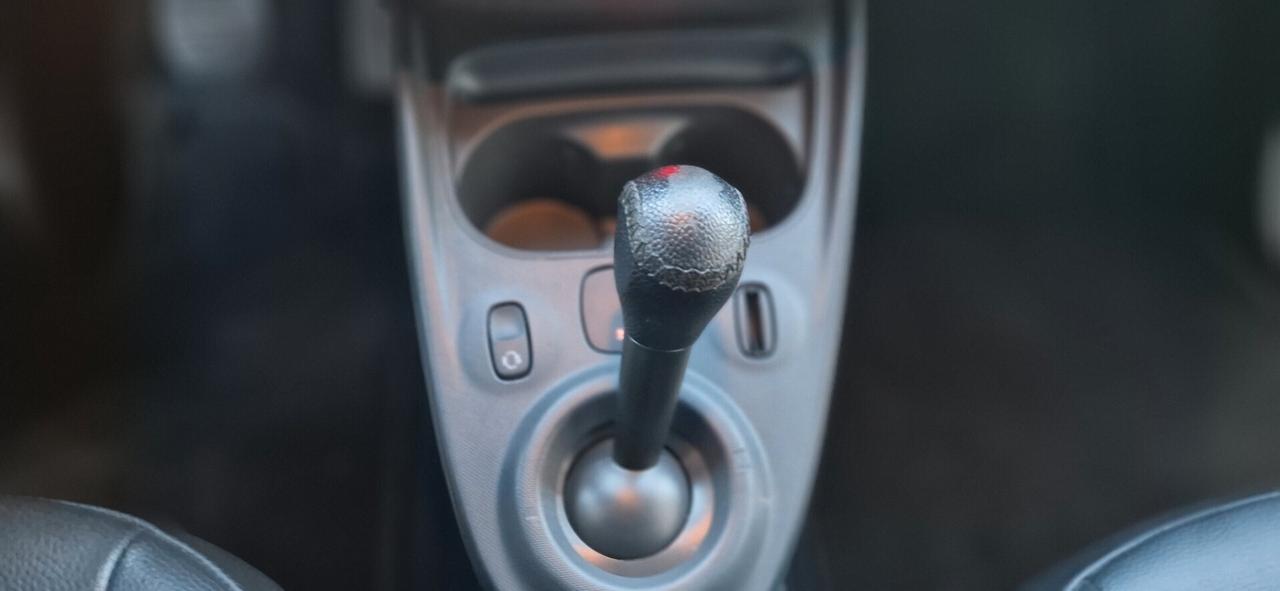 Smart ForTwo 70 1.0 twinamic 68.565 km NAVI