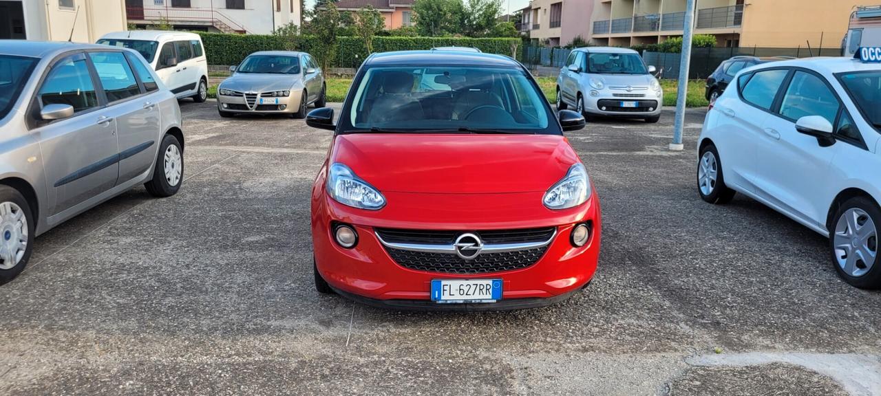 Opel Adam Rocks NEOPATENTATA