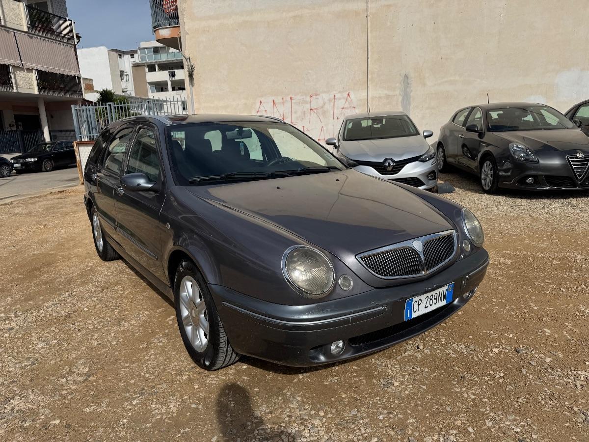 LANCIA - Lybra - JTD S.W. Emblema NAVI/ CLIMA AUTOMATICO/ BLOCHSHAFT