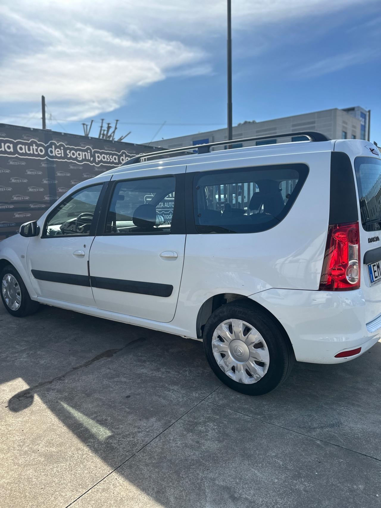 DACIA LOGAN (anno 2012)
