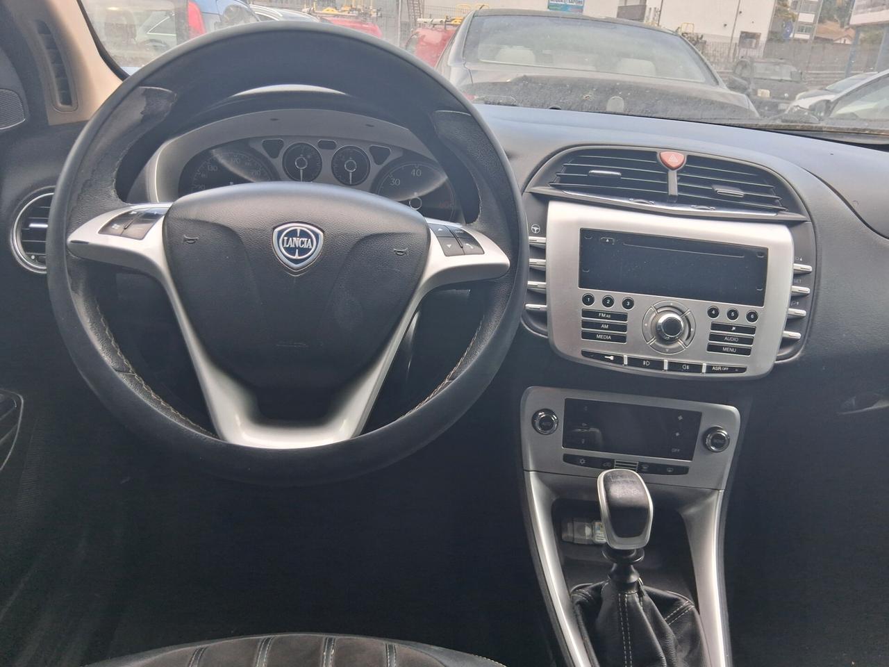 Lancia Delta 2.0 MJT DPF Oro