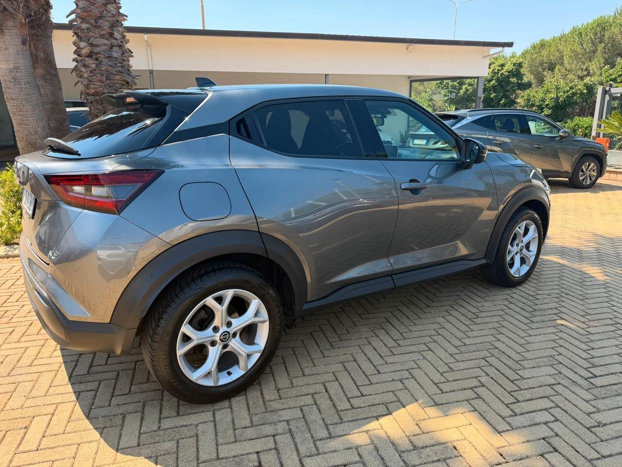 Nissan Juke 1.0 DIG-T 114 CV N-Connecta