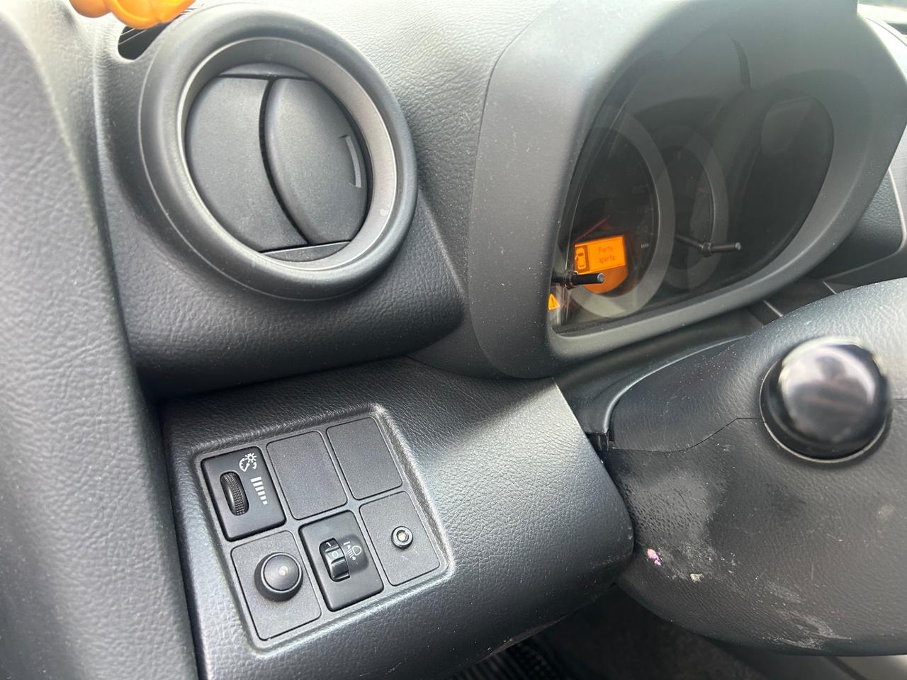 Toyota RAV 4 RAV4 2.2 D-4D 136 CV Sol