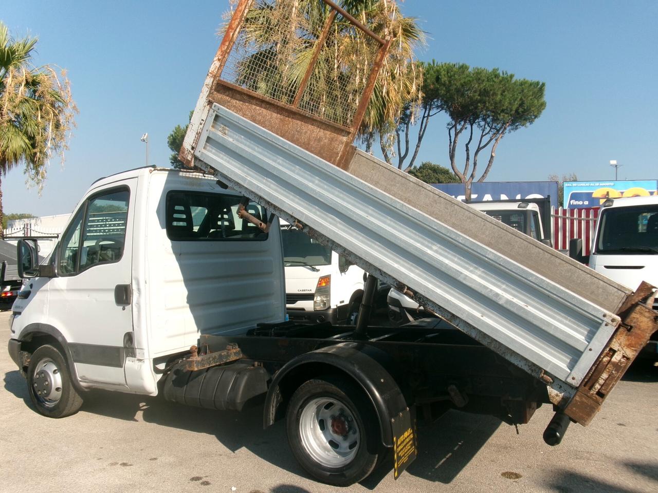 Iveco Daily 35C14 3000 140CV RIBALTABILE TRILATERALE TR5