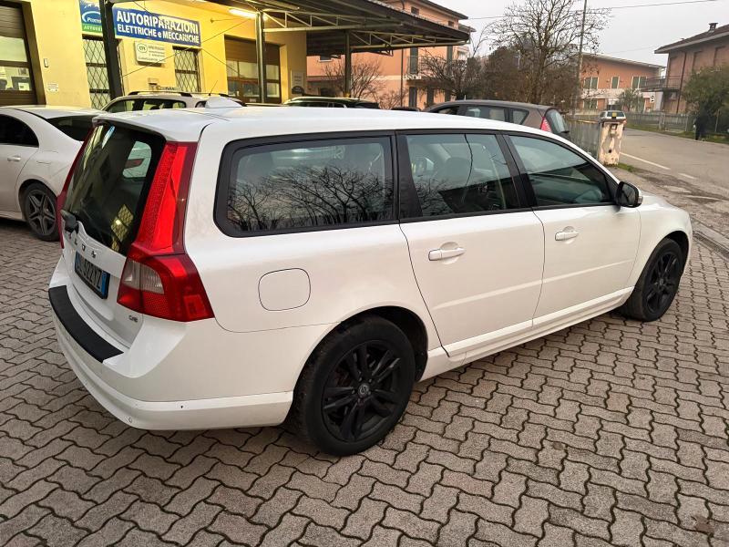 Volvo V70 2.4 d5 Summum 185cv